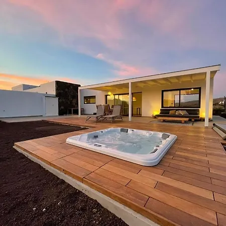 North Shore Lajares, Manalari, Private Jacuzzi