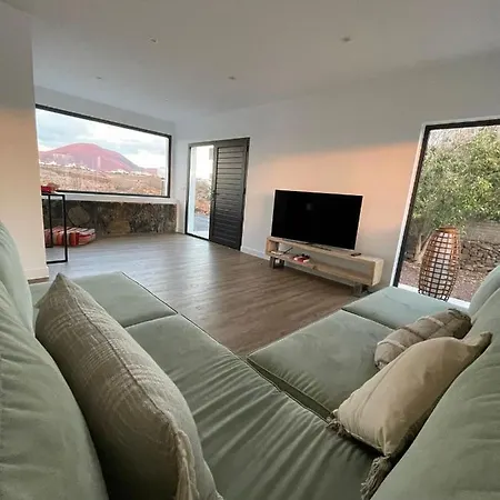 Villa North Shore Lajares, Manalari, Private Jacuzzi
